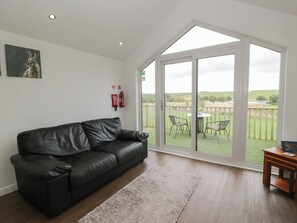 Living area - Mallard Lodge (Galston)