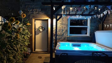 Cottage | Terrace/patio