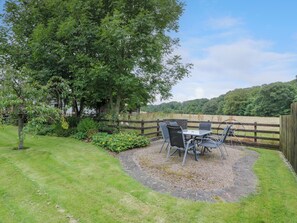 Outdoor dining - The Barn at Daldorch (Mauchline)