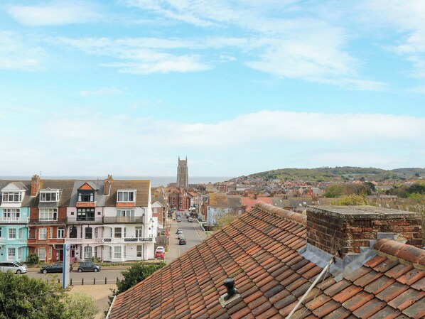 Free self-parking - Flat 3 (Cromer)