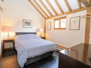 2 bedrooms, individually decorated, individually furnished, free WiFi - 5a Hideaways (Hunstanton)