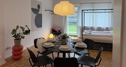 NOOQA: The Orange Harmony - Design Apartment - Parkplatz, Balkon, TV, Nespresso