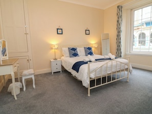 2 bedrooms, individually decorated, individually furnished, free WiFi