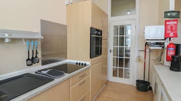 Fridge, dishwasher, electric kettle, toaster