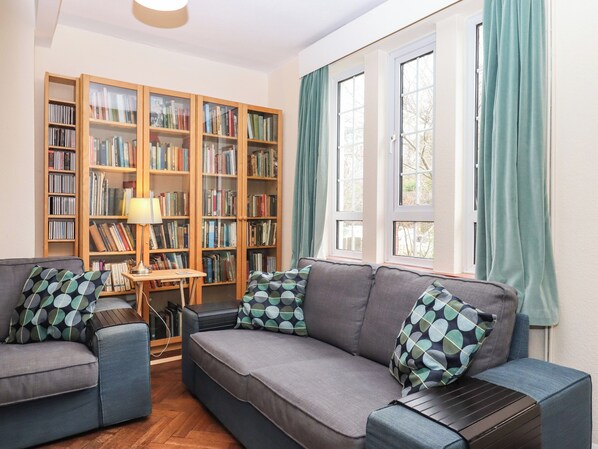 DVD player - Greenhedges (Budleigh Salterton)