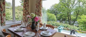 Nuthatch Cottage at Riverside Lodge