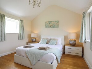 3 bedrooms, individually decorated, individually furnished, free WiFi - The Piggery (Abergele)