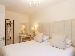 1 bedroom, individually decorated, individually furnished, free WiFi - Black Hill View (Newton Abbot)