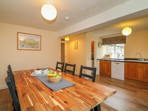 Dining - The Cow Shed (Dorchester)