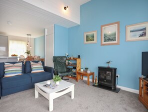 Living area - Waters Edge (Y Felinheli)