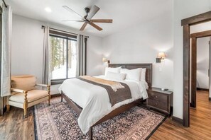 5 bedrooms, WiFi, bed sheets