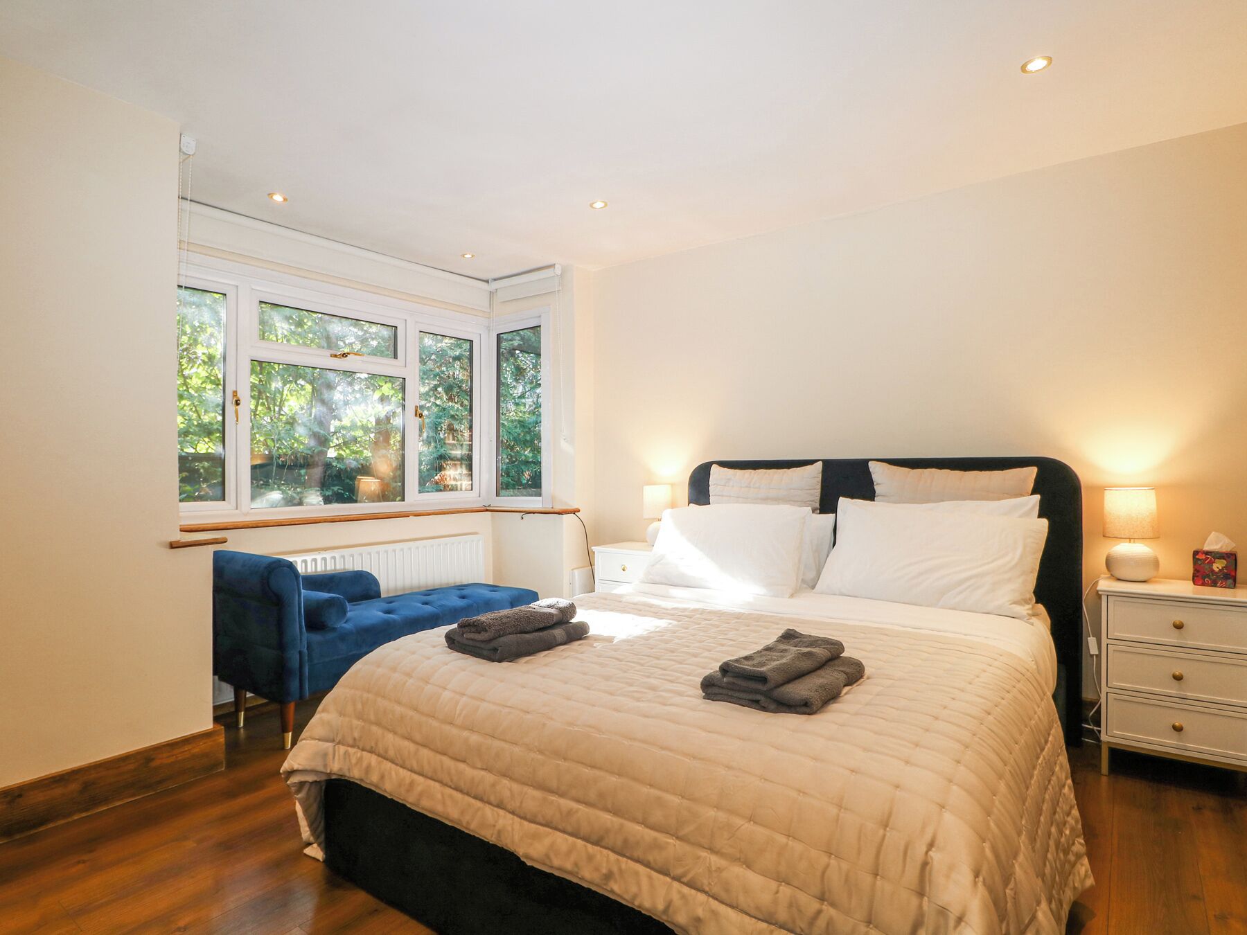 6 bedrooms, individually decorated, individually furnished, free WiFi