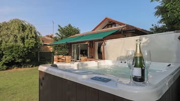 Cottage | Idromassaggio all'aperto