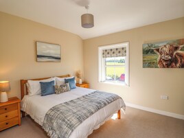 2 dormitorios, decoración individual, mobiliario individual