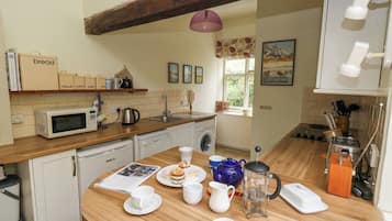 Fridge, dishwasher, electric kettle, toaster