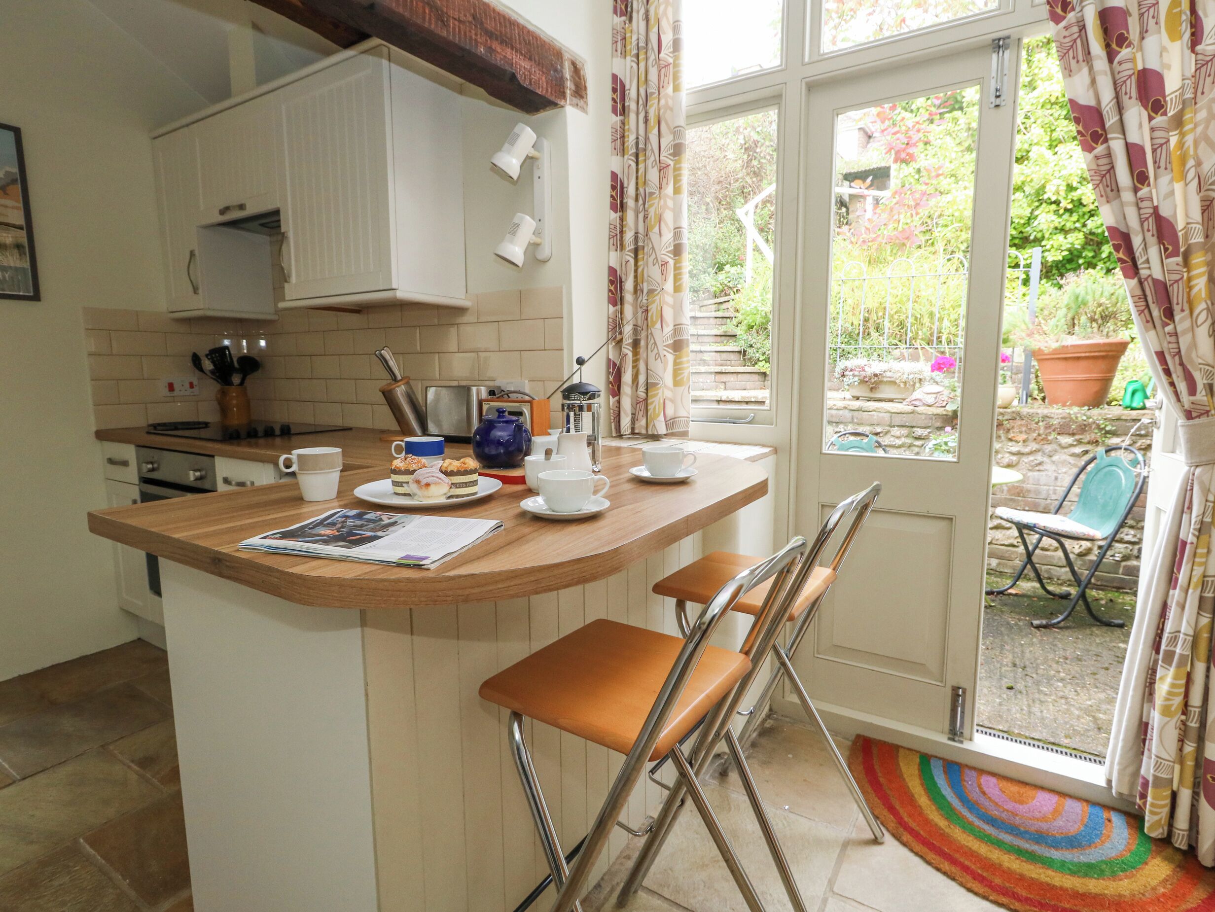 Fridge, dishwasher, electric kettle, toaster