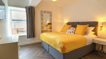 3 bedrooms, individually decorated, individually furnished, free WiFi