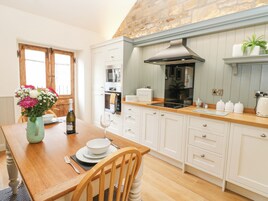 Fridge, dishwasher, electric kettle, toaster