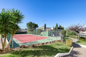 Apartment | Sports court