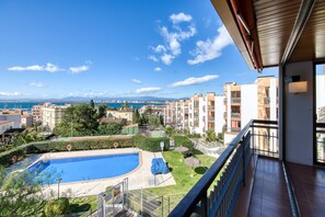 Apartment | Pool