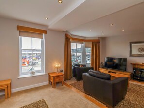 Cottage | Living area - 43A Quay Street (Scarborough)