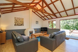 Living area - Bay Tree Lodge 35 (Ilfracombe)