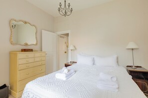 1 Schlafzimmer, Bügeleisen/Bügelbrett, Internetzugang, Bettwäsche