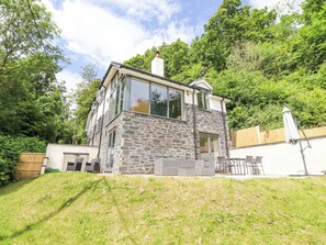 บริเวณภายนอก