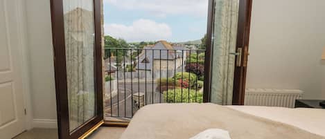 4 chambres, décoration personnalisée, ameublement personnalisé