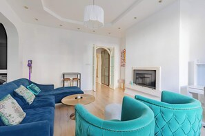 Télévision, espaces bureaux