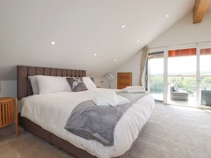 4 chambres, décor unique, ameublement unique, accès au Wi-Fi (inclus)