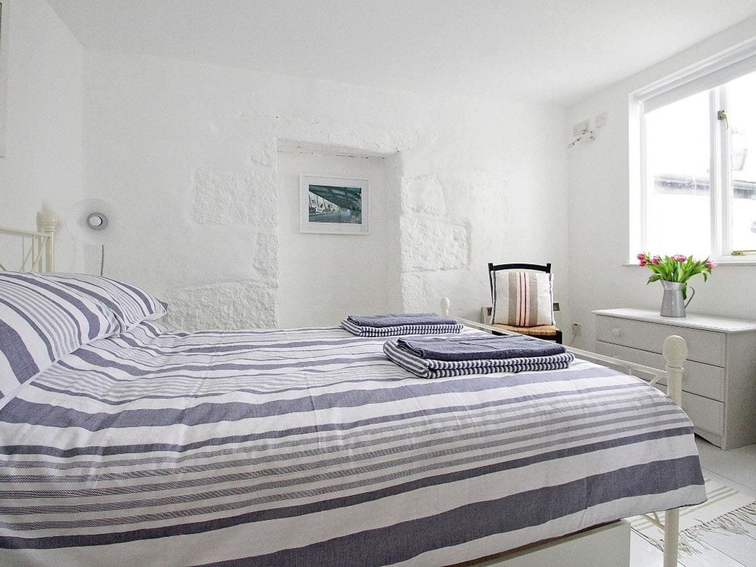 3 bedrooms, individually decorated, individually furnished, free WiFi