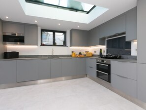 Cottage | Interior