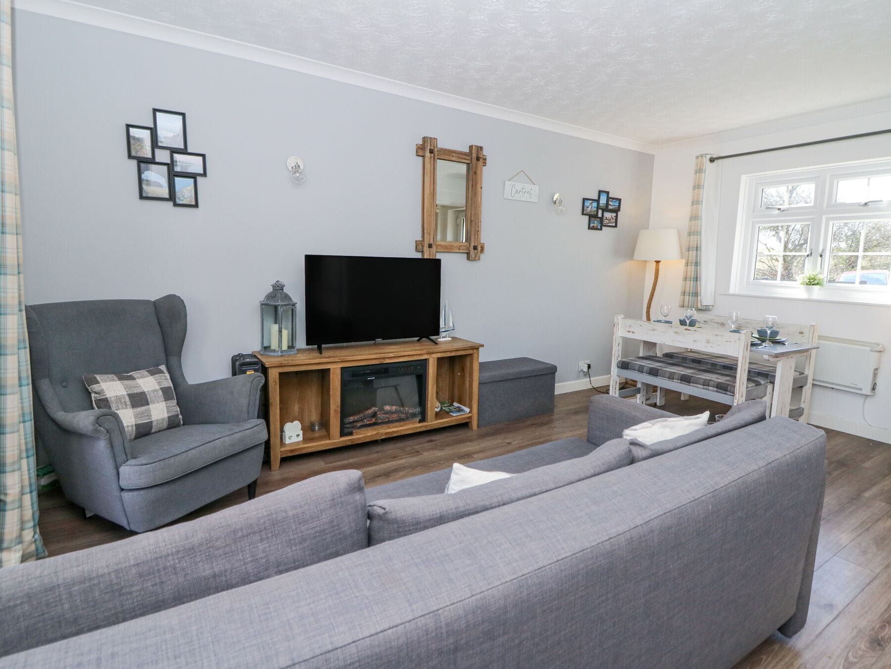 Cottage | Living area