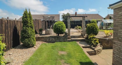 36 Chatsworth Close