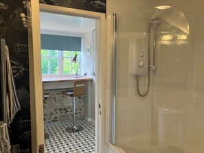 Shower - The Coach House - Trinity Lodge (Dorchester)