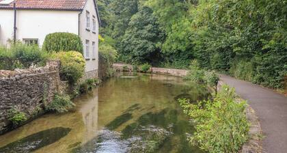 The Coach House - Trinity Lodge