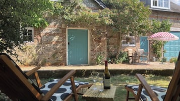Cottage | Terrace/patio