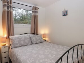 2 bedrooms, individually decorated, individually furnished, free WiFi