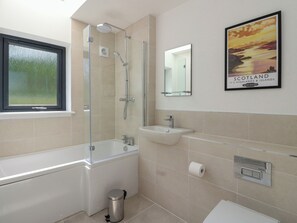 Shower - Oakbank Mews (Aberfeldy)