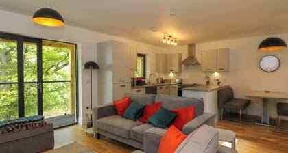 Oakbank Mews