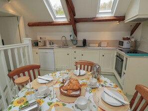 Dining - The Burrows (York)