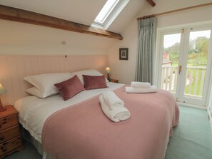 3 bedrooms, individually decorated, individually furnished, free WiFi - The Burrows (York)