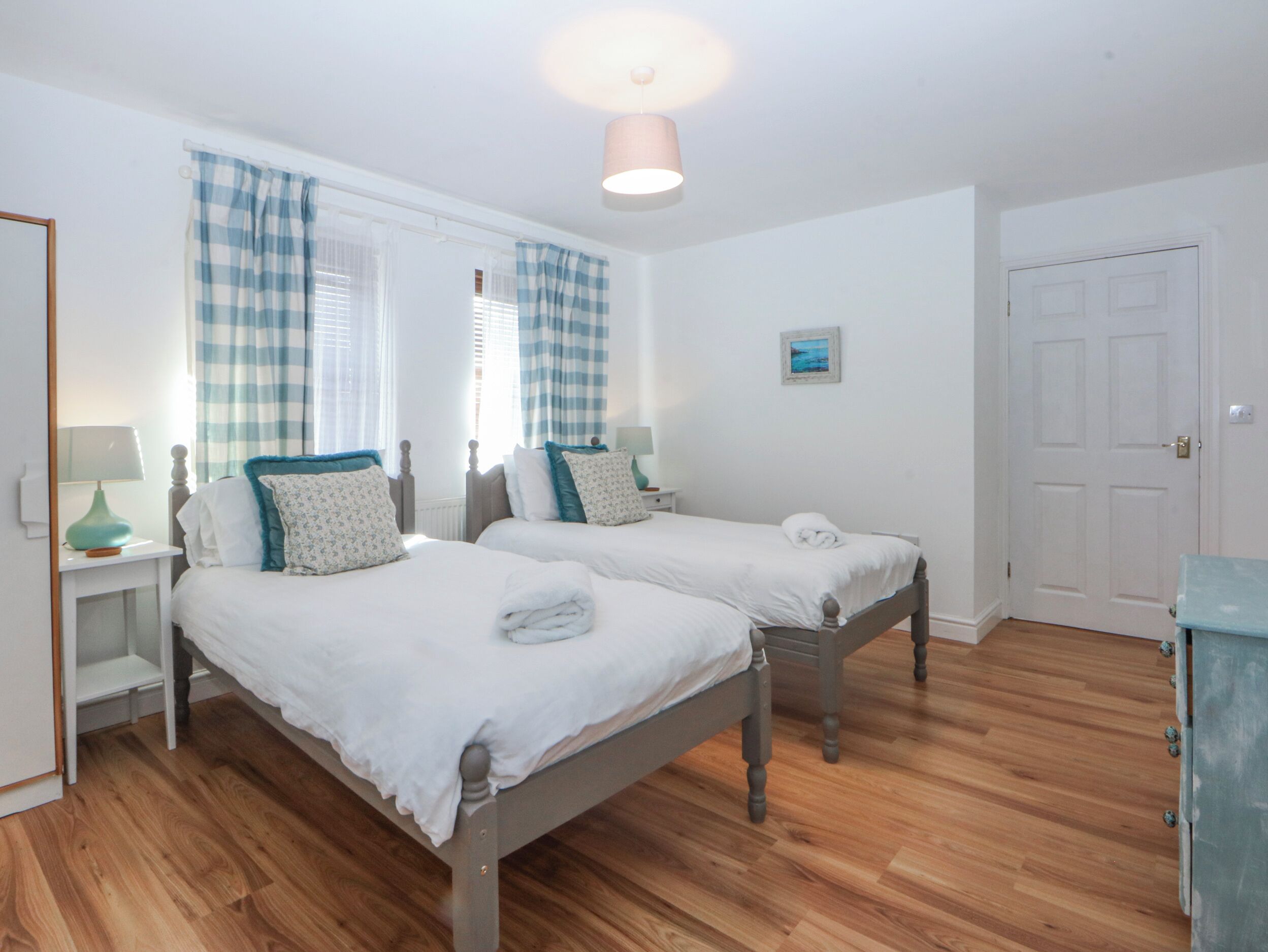 Småhus | 2 soverom, individuelt dekorert og individuelt innredet