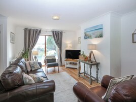 Cottage | Living area