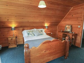 3 Schlafzimmer, individuell dekoriert, individuell eingerichtet