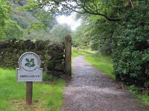 Exterior detail - Cottage on the Green (Caernarfon)
