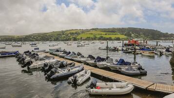 ที่จอดเรือ