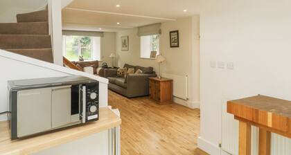 Ixworth Cottage