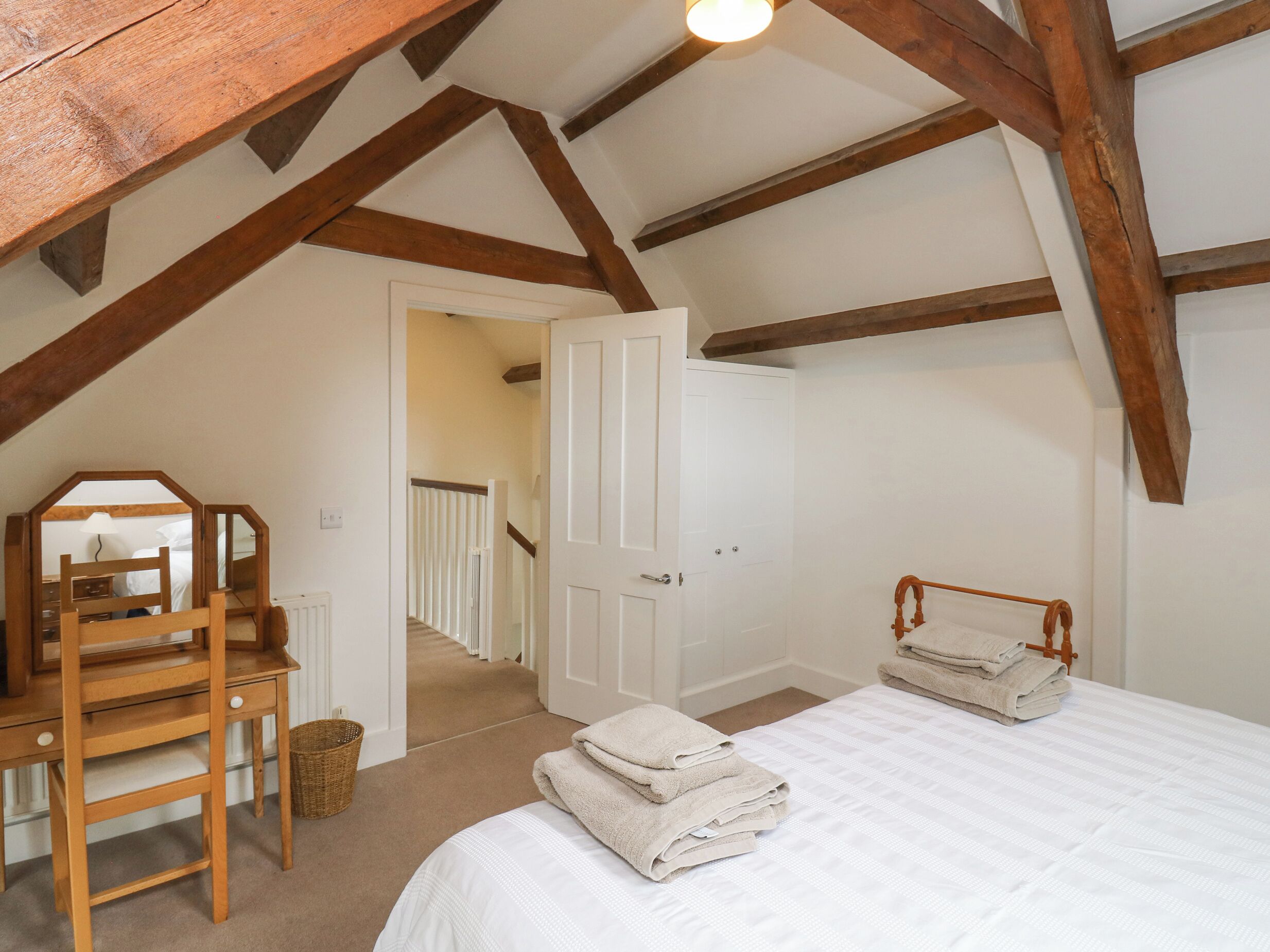 2 soverom, individuelt dekorert og individuelt innredet